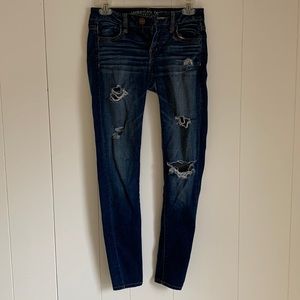 American eagle ripped skinny jeans (jeggings) size 2